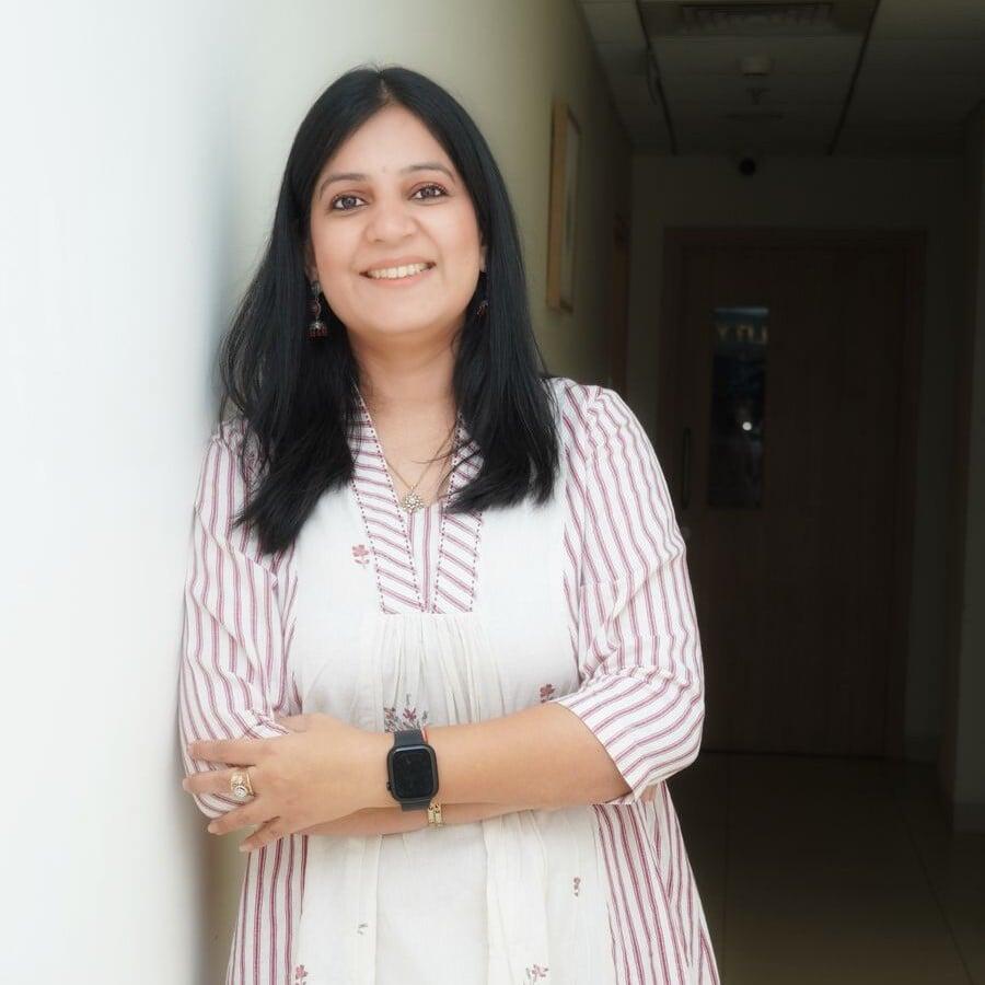 Dr Fatima Mamnoon